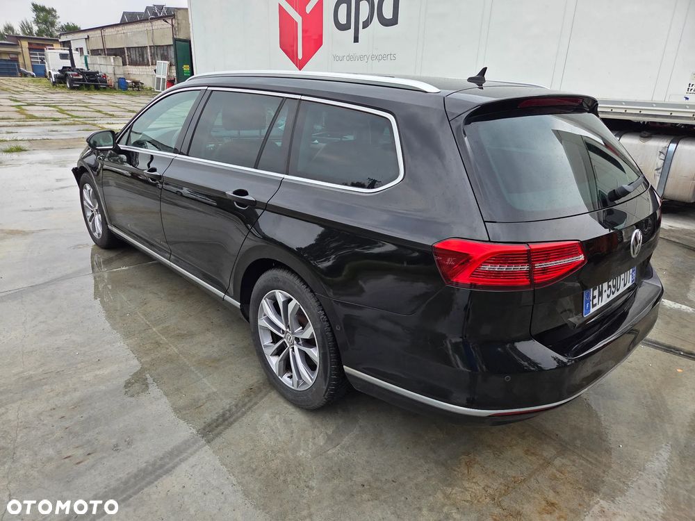 Volkswagen Passat Variant 2.0 TDI DSG (BlueMotion Technology) Highline - 4
