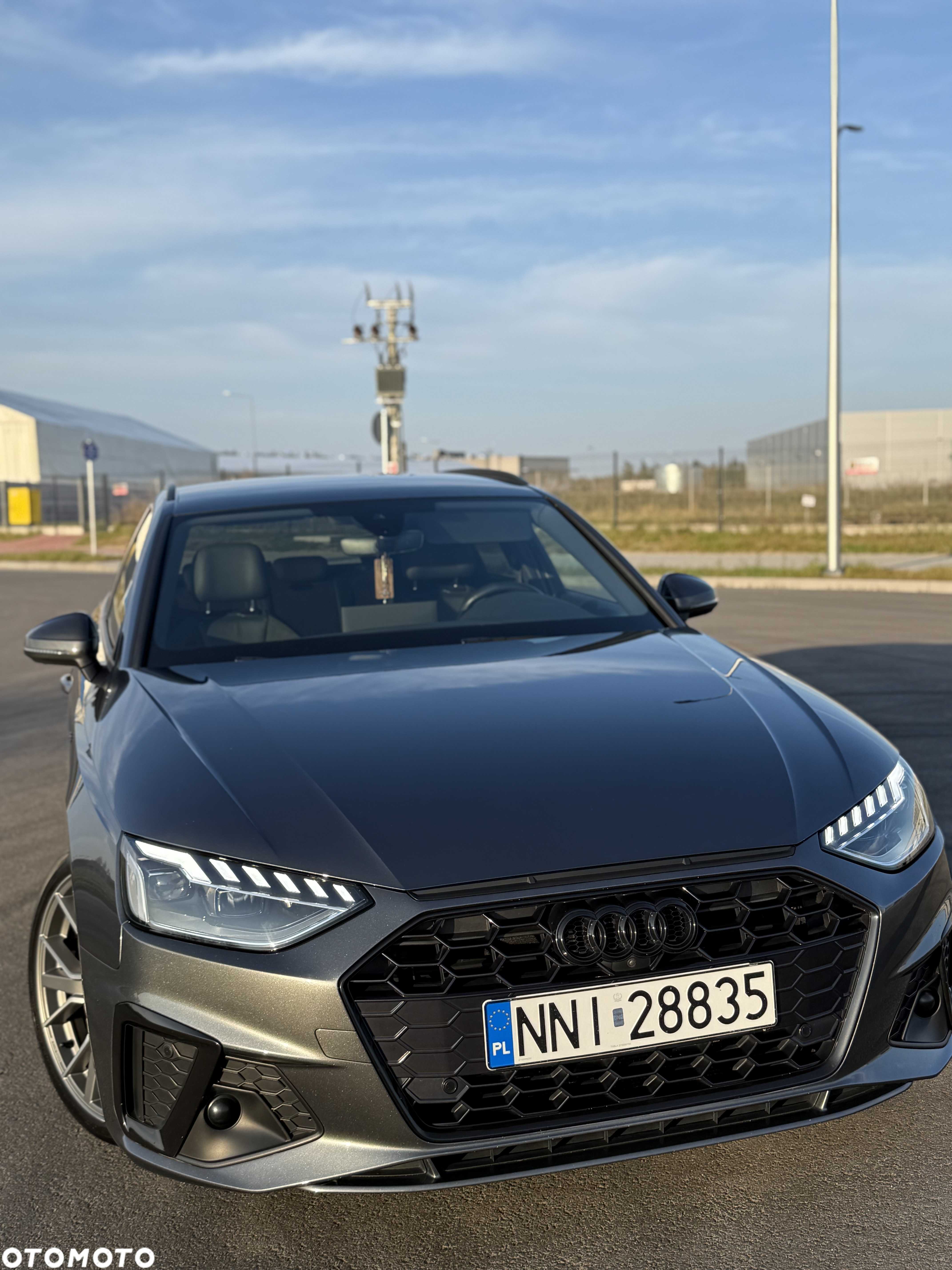 Audi A4 Avant 40 TDI S tronic - 14