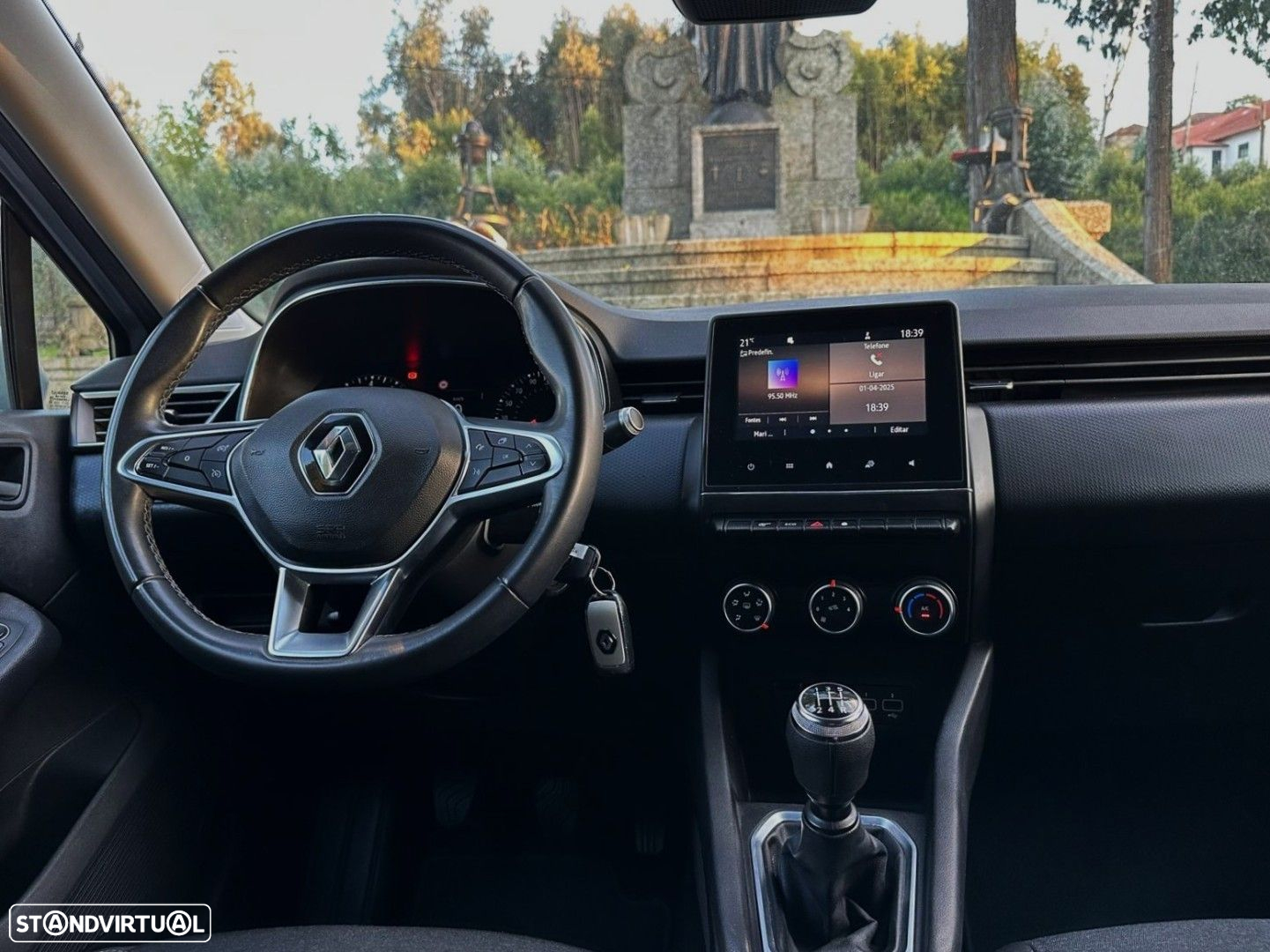 Renault Clio 1.0 TCe Intens Bi-Fuel - 8