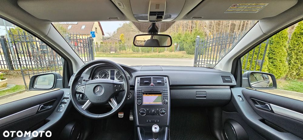 Mercedes-Benz Klasa B 180 BlueEFFICIENCY SPORT EDITION - 2