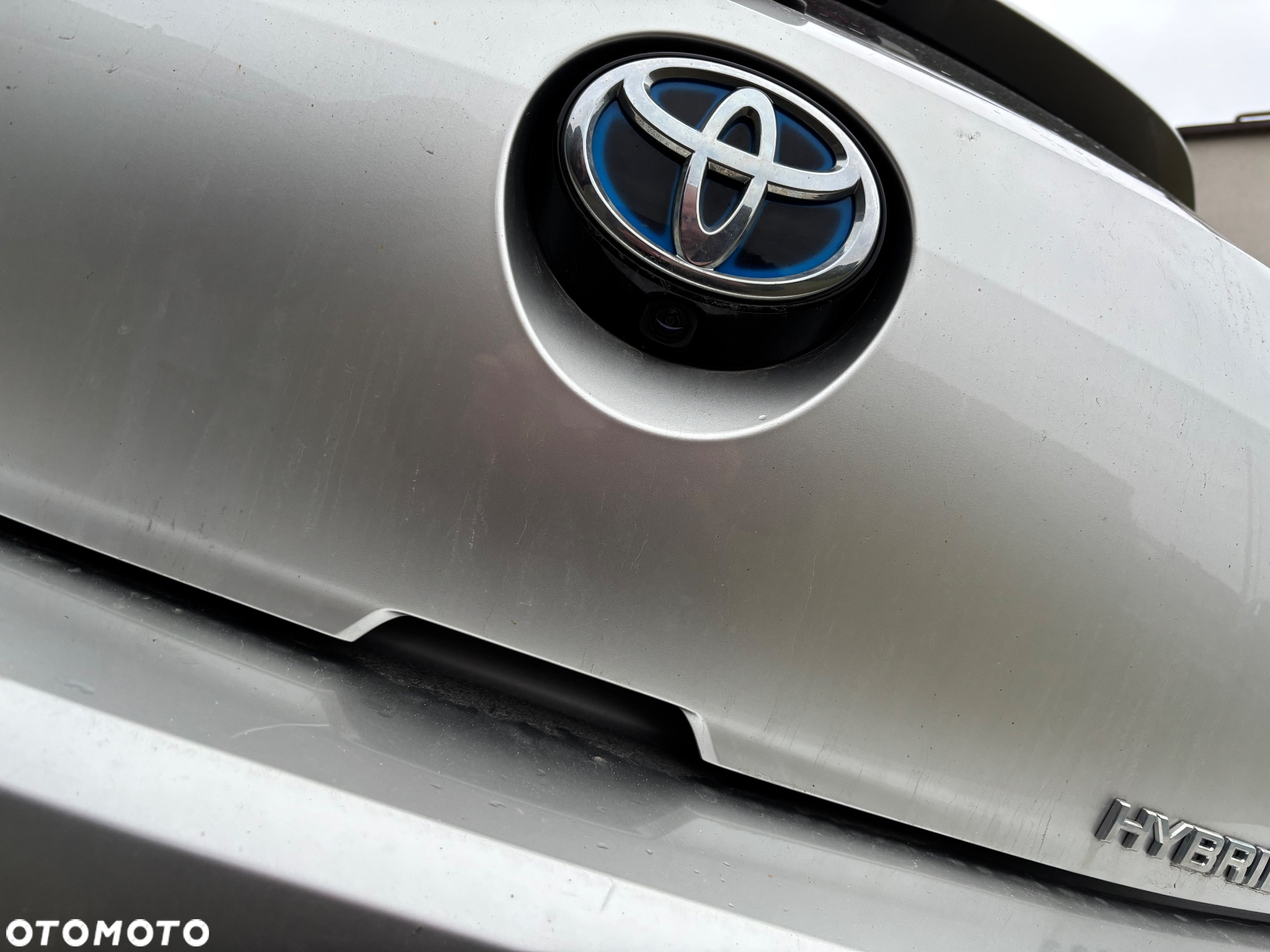Toyota Corolla 1.8 Hybrid Club - 18