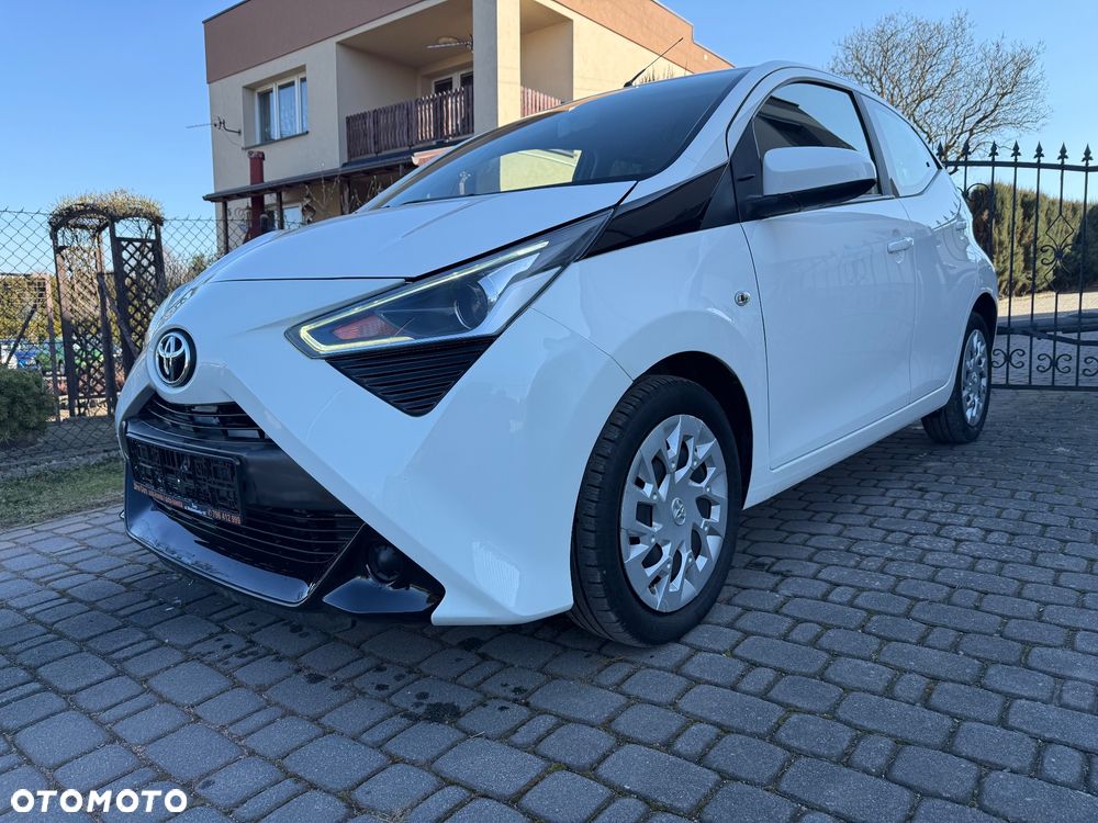 Toyota Aygo x-play connect - 23