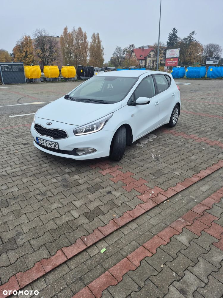 Kia Ceed Cee'd 1.4 L - 9
