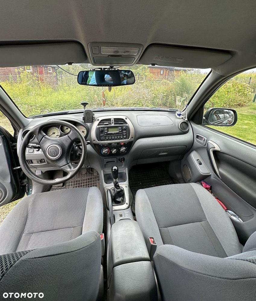 Toyota RAV4 1.8 VVT-i 4x2 - 9