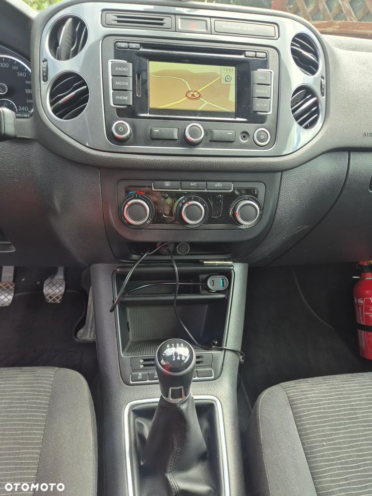 Volkswagen Tiguan 2.0 TDI SCR BlueMotion Technology Trend & Fun - 4