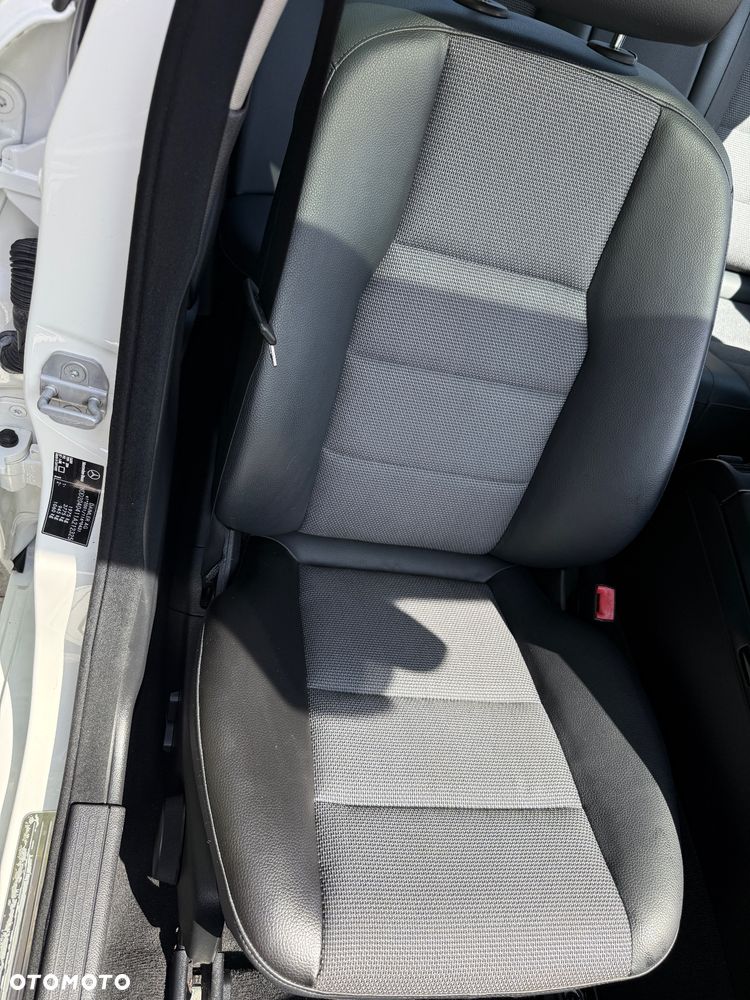 Mercedes-Benz Klasa C 200 Kompressor Avantgarde - 32