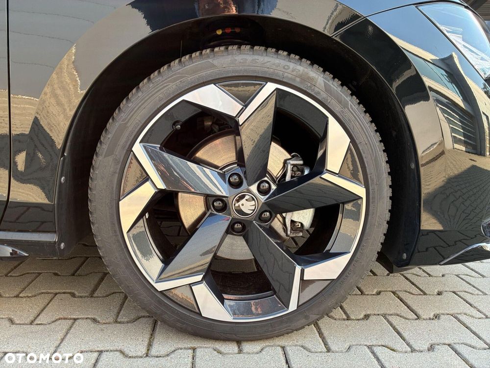 Skoda Superb 2.0 TDI SCR Sportline DSG - 37