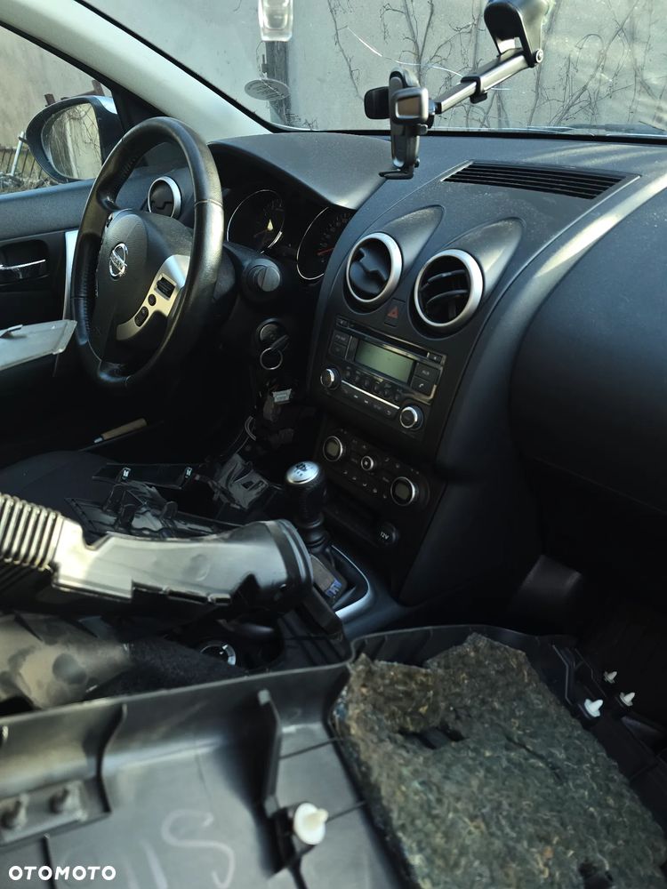 Nissan Qashqai 2.0 4x4 Tekna - 16