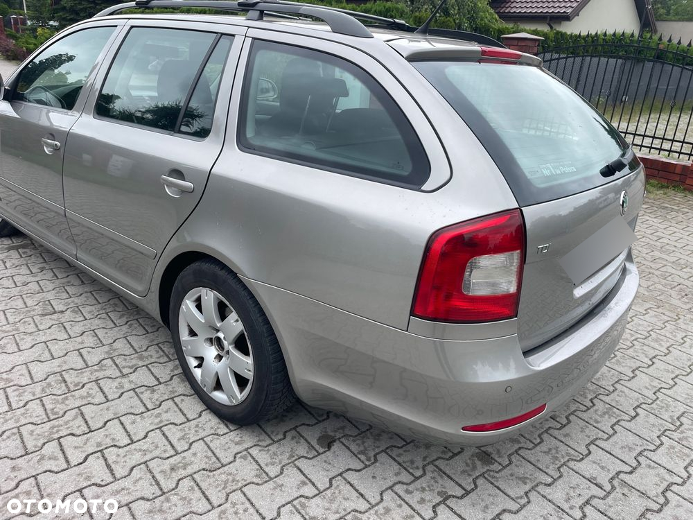 Skoda Octavia 1.6 TDI Ambiente - 4