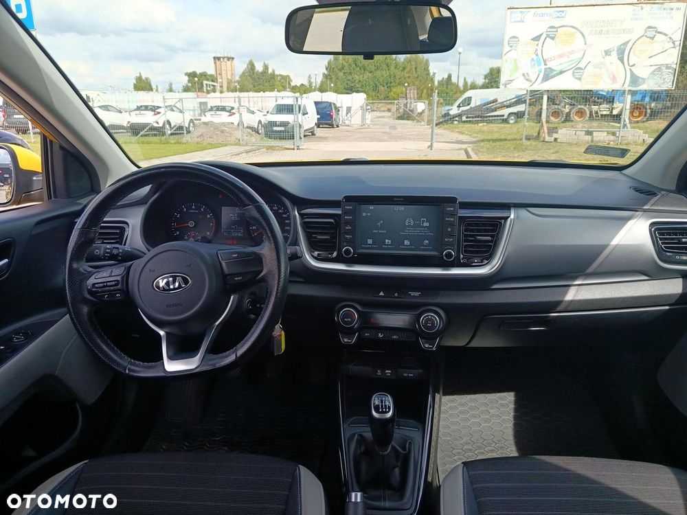 Kia Stonic 1.4 L - 11