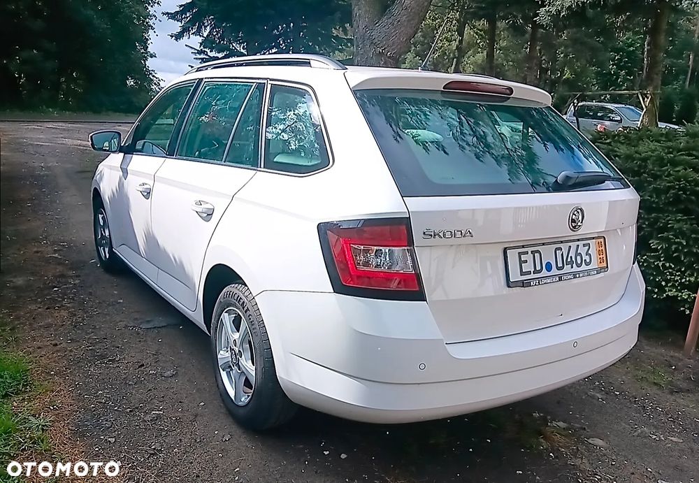 Skoda Fabia 1.0 TSI Ambition - 4