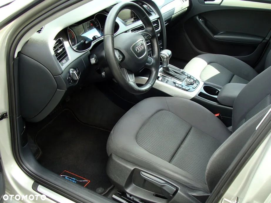 Audi A4 Avant 2.0 TDI DPF quattro S tronic Ambiente - 14