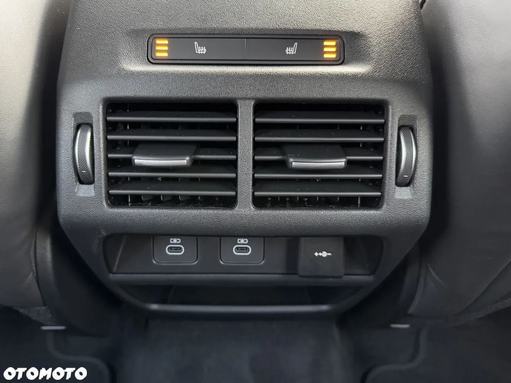Land Rover Discovery Sport D200 Dynamic HSE - 11