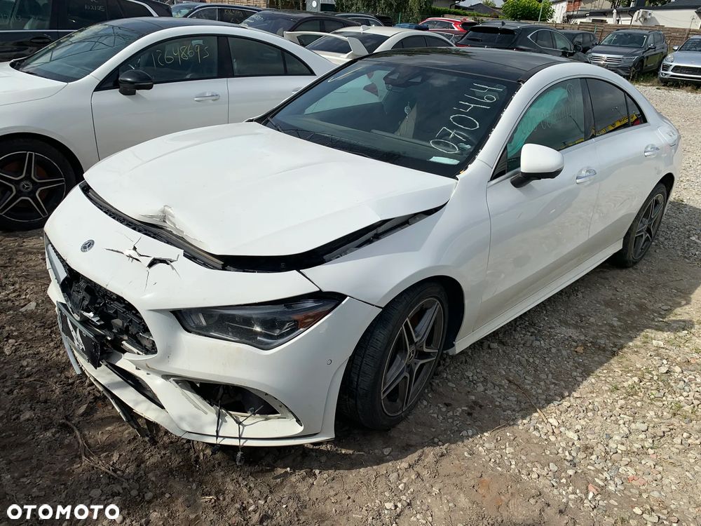 Mercedes-Benz CLA 250 4Matic 7G-DCT - 9