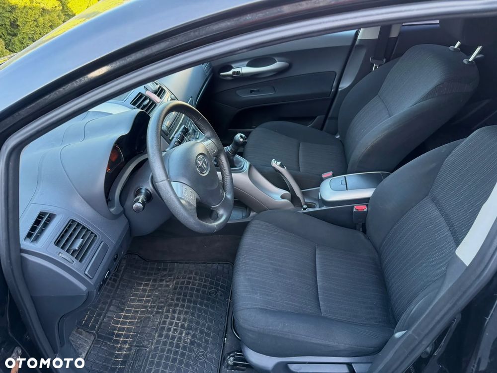 Toyota Auris 1.6 VVT-i Luna - 10