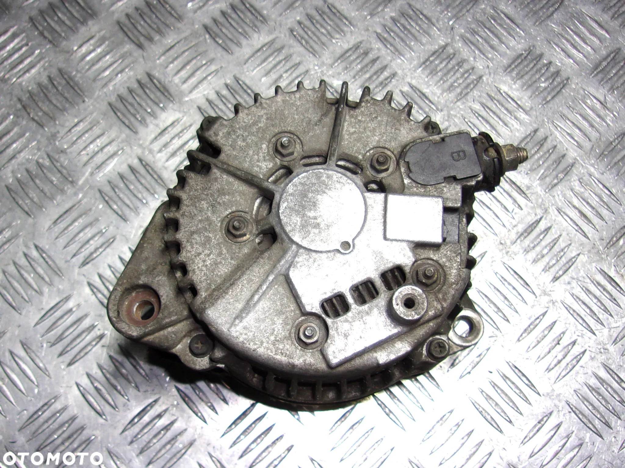Nissan Altima Avenir Pathfinder IV Primera P12 Qashqai X-Trail I II alternator 2.0 2.5 - 3