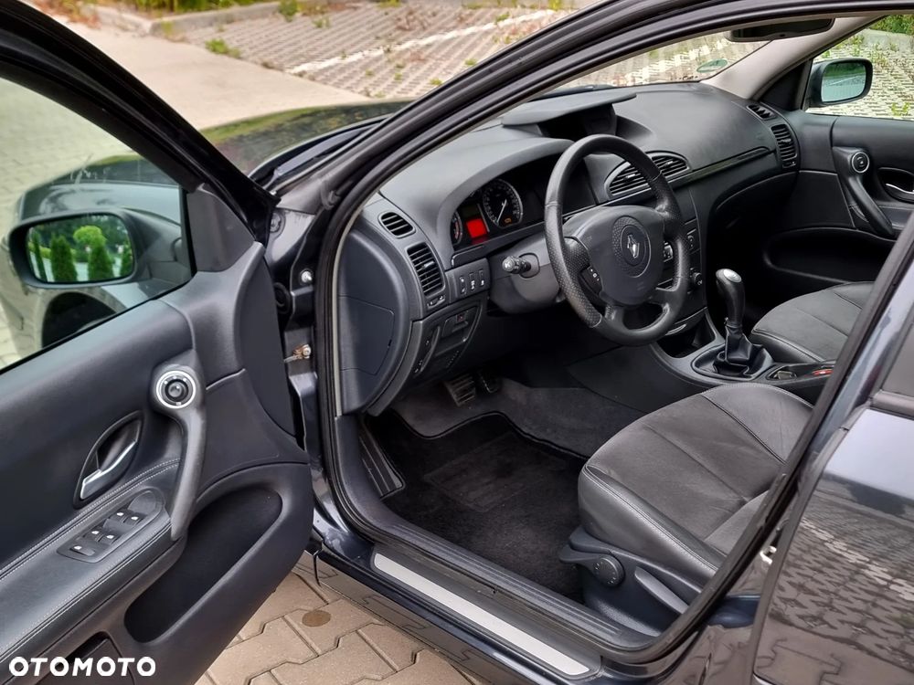 Renault Laguna - 12