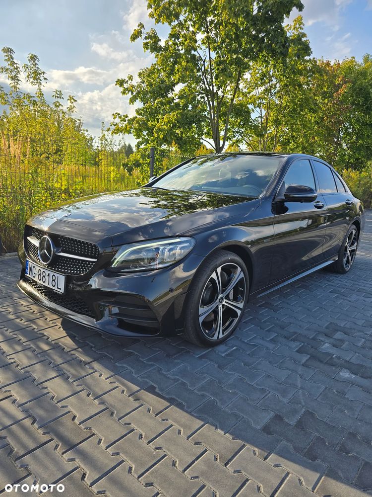 Mercedes-Benz Klasa C 300 e 9G-TRONIC - 26
