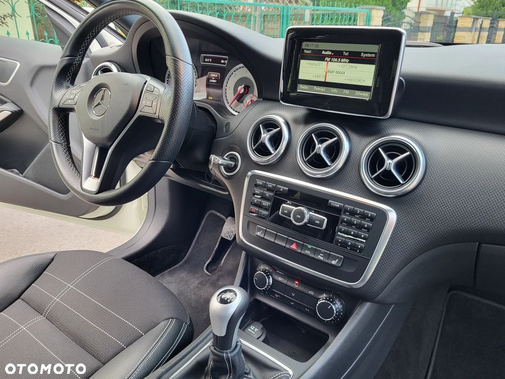 Mercedes-Benz Klasa A 200 CDI (BlueEFFICIENCY) Urban - 15