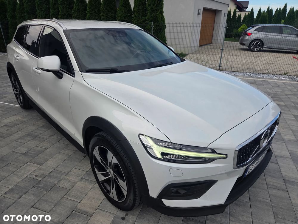 Volvo V60 Cross Country B4 D AWD Geartronic - 8