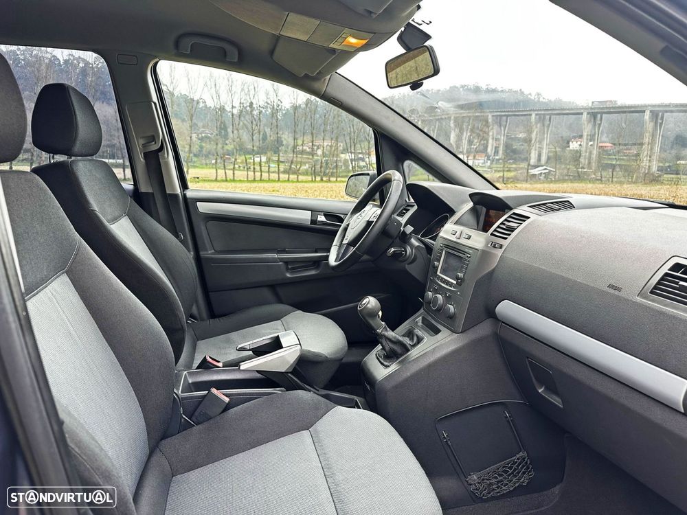 Opel Zafira 1.9 CDTi Enjoy - 13