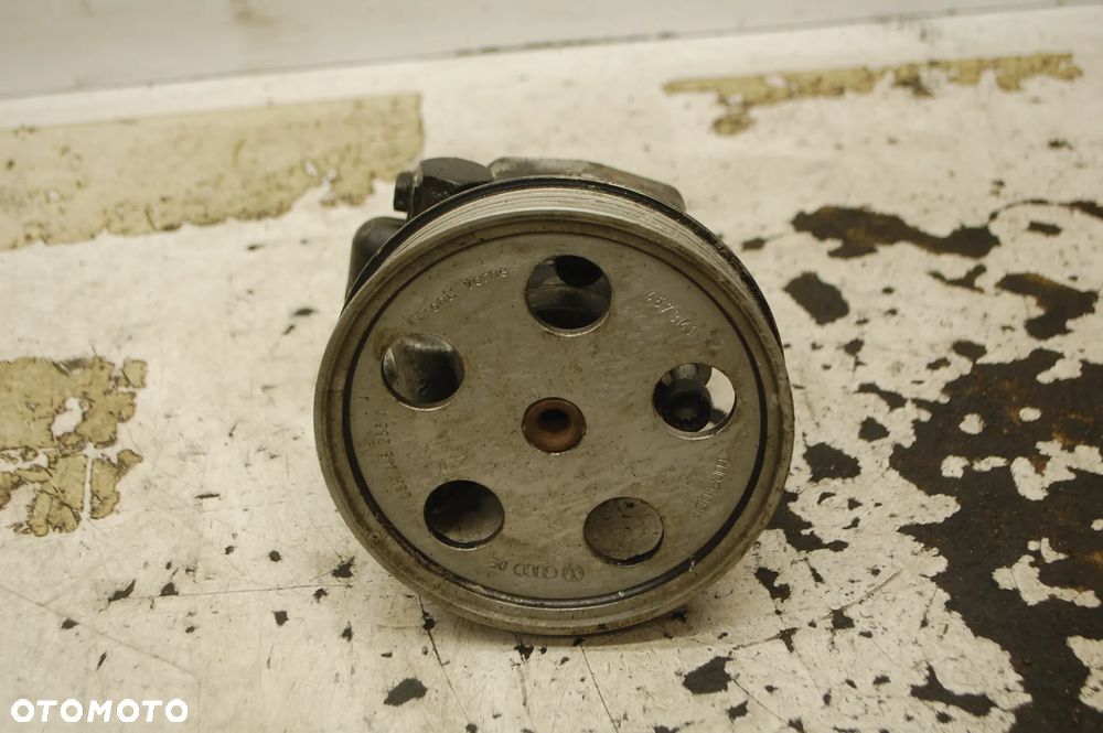 POMPA WSPOMAGANIA 8K0145153F AUDI A4 B8 1.8 TFSI A5 - 1