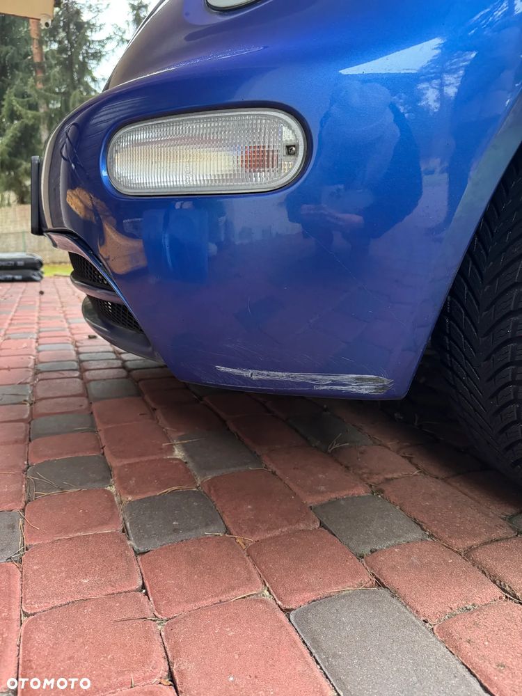 Volkswagen New Beetle - 9