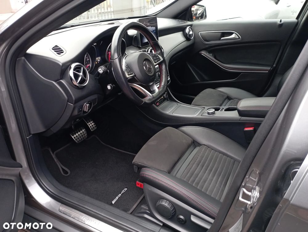 Mercedes-Benz GLA 220 4-Matic AMG Line - 8
