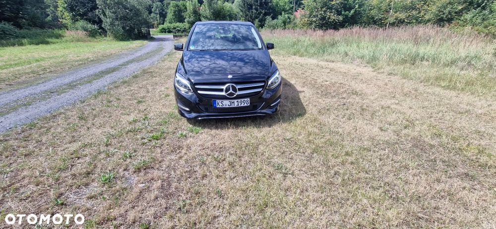 Mercedes-Benz Klasa B 200 7G-DCT UrbanStyle Edition - 11