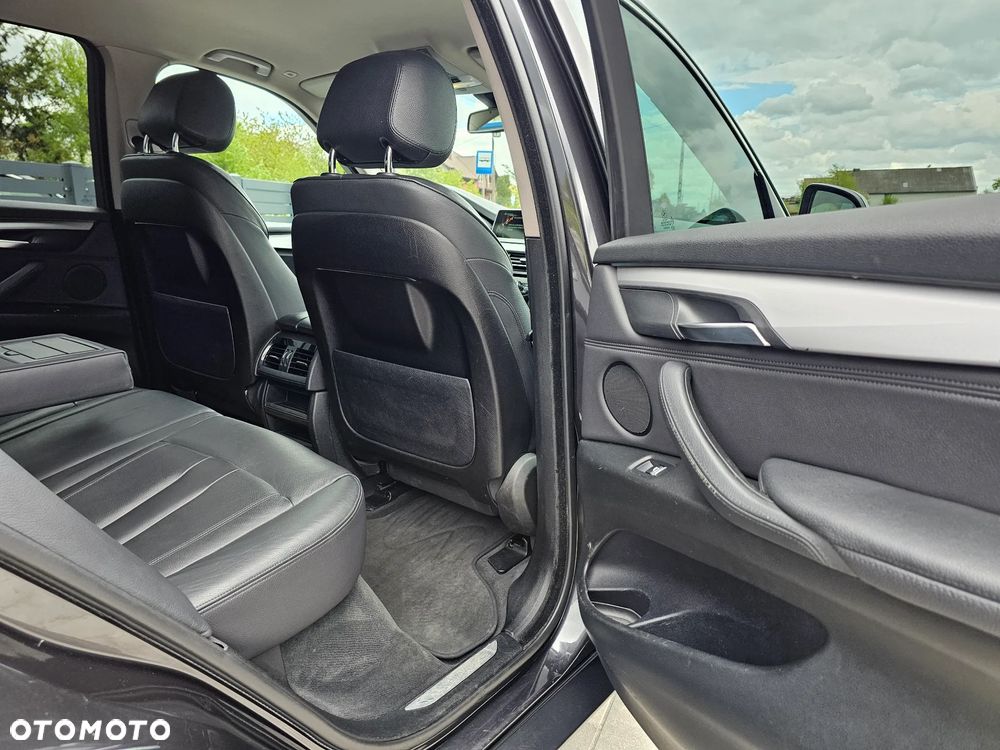 BMW X5 xDrive30d - 37