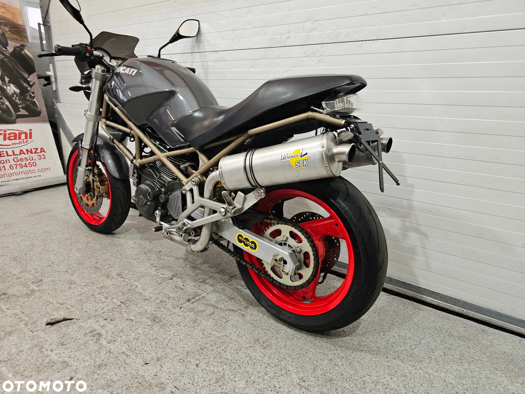 Ducati Monster - 13