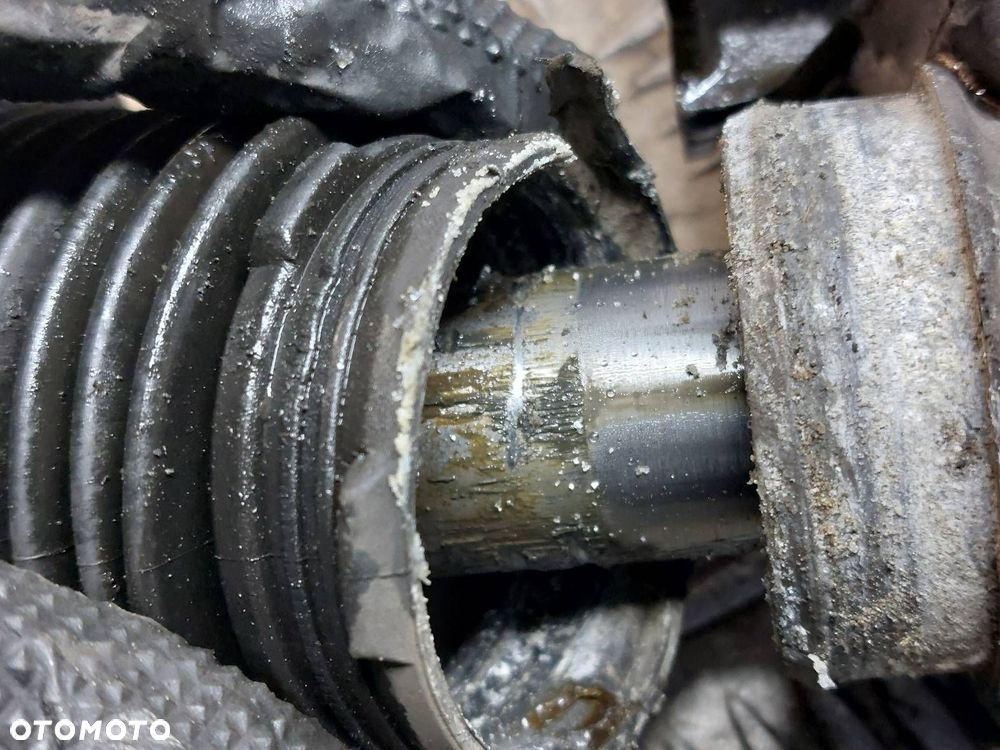 MAGLOWNICA PRZEKŁADNIA KIEROWNICZA RENAULT LAGUNA II EU 6800000991 - 9