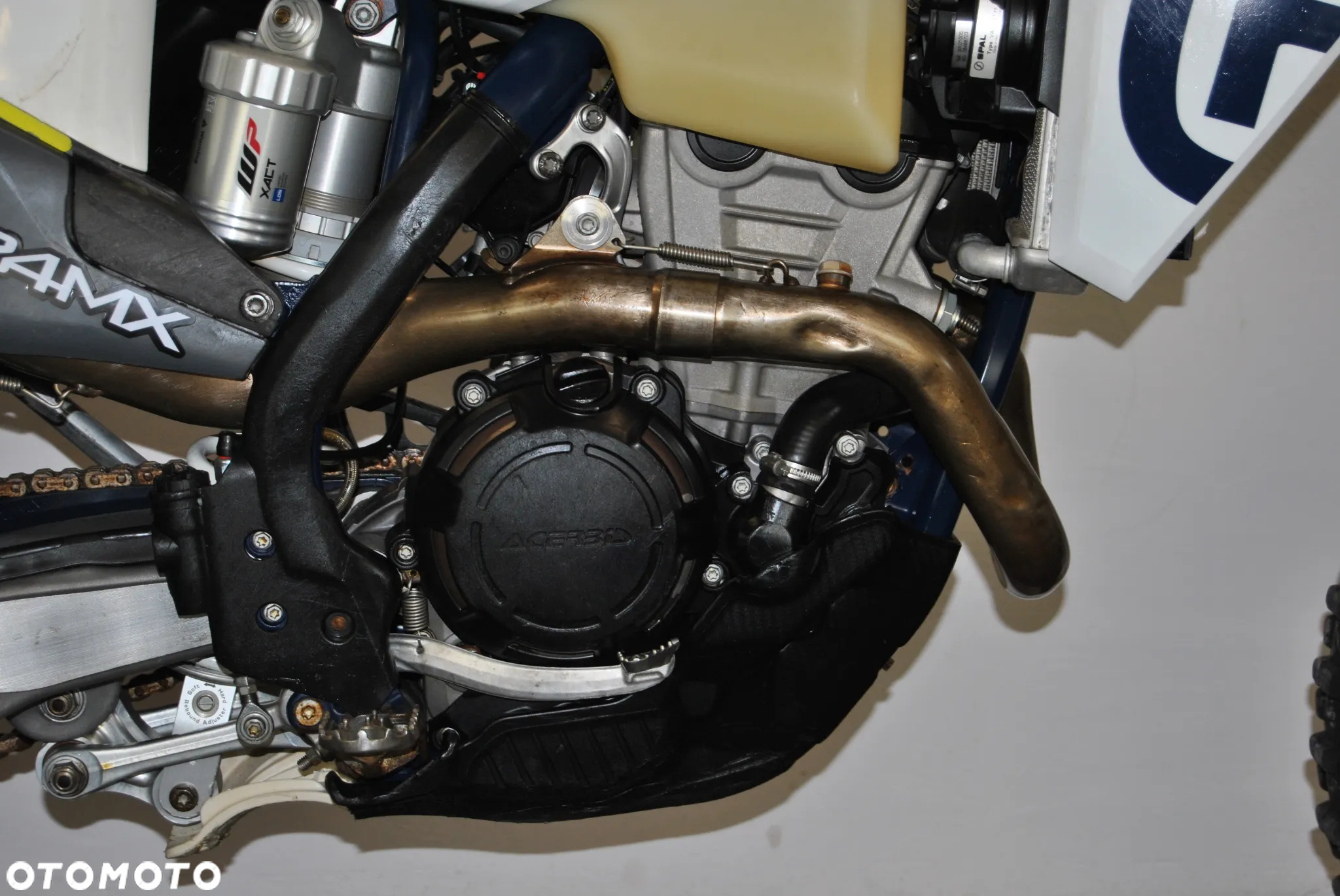 Husqvarna FE - 12