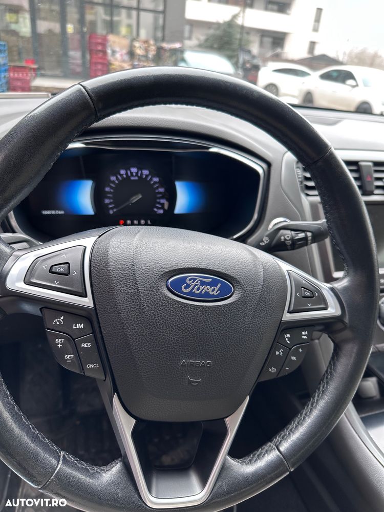 Ford Mondeo 2.0 HEV Titanium - 10