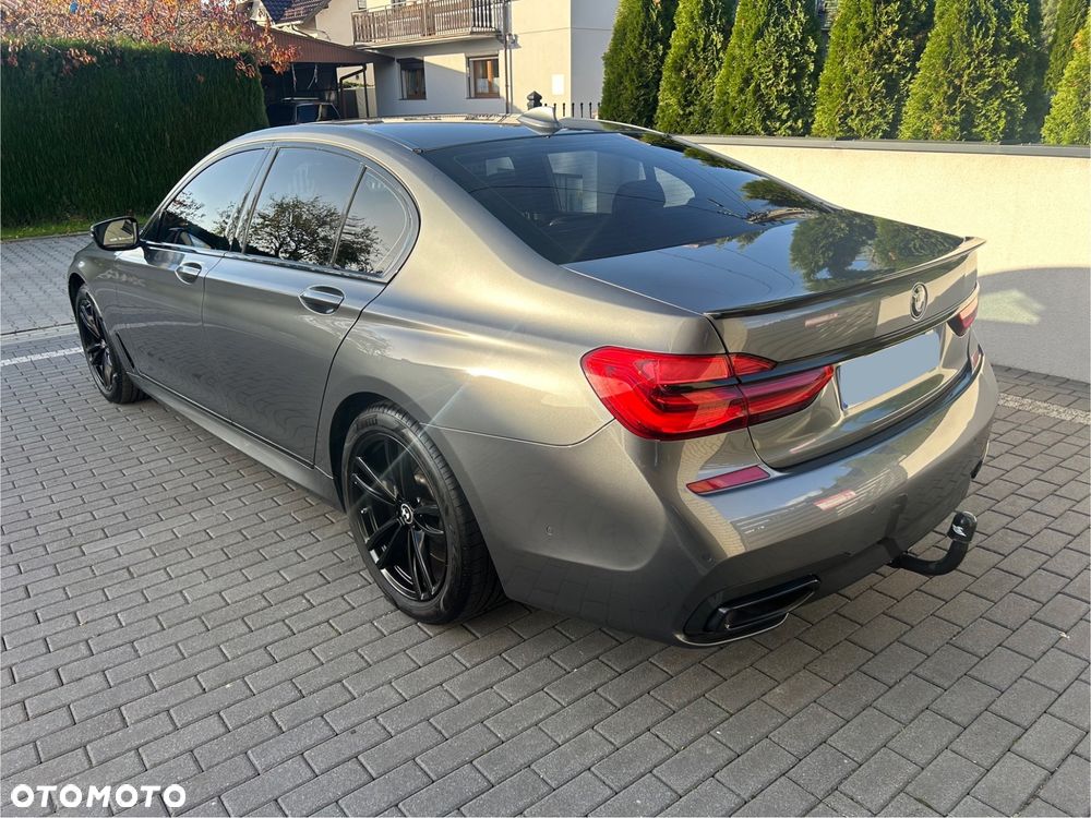 BMW Seria 7 - 5