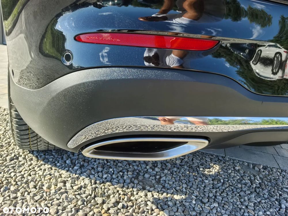 Mercedes-Benz GLC - 27