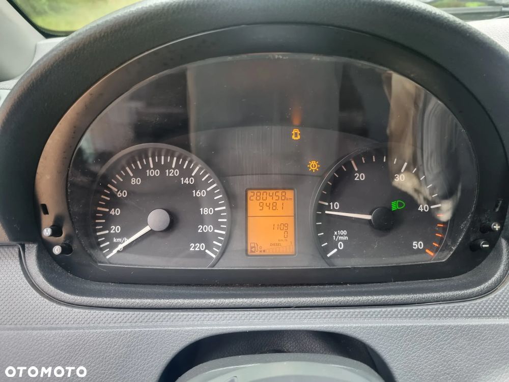 Mercedes-Benz Vito - 10