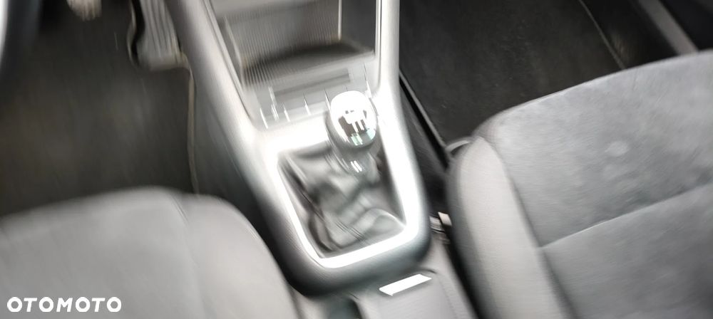 Volkswagen Golf - 15