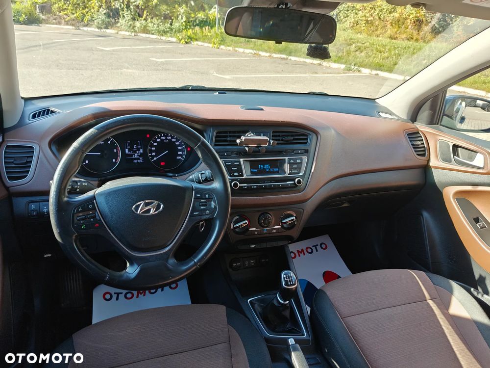 Hyundai i20 blue 1.1 CRDi Classic - 17