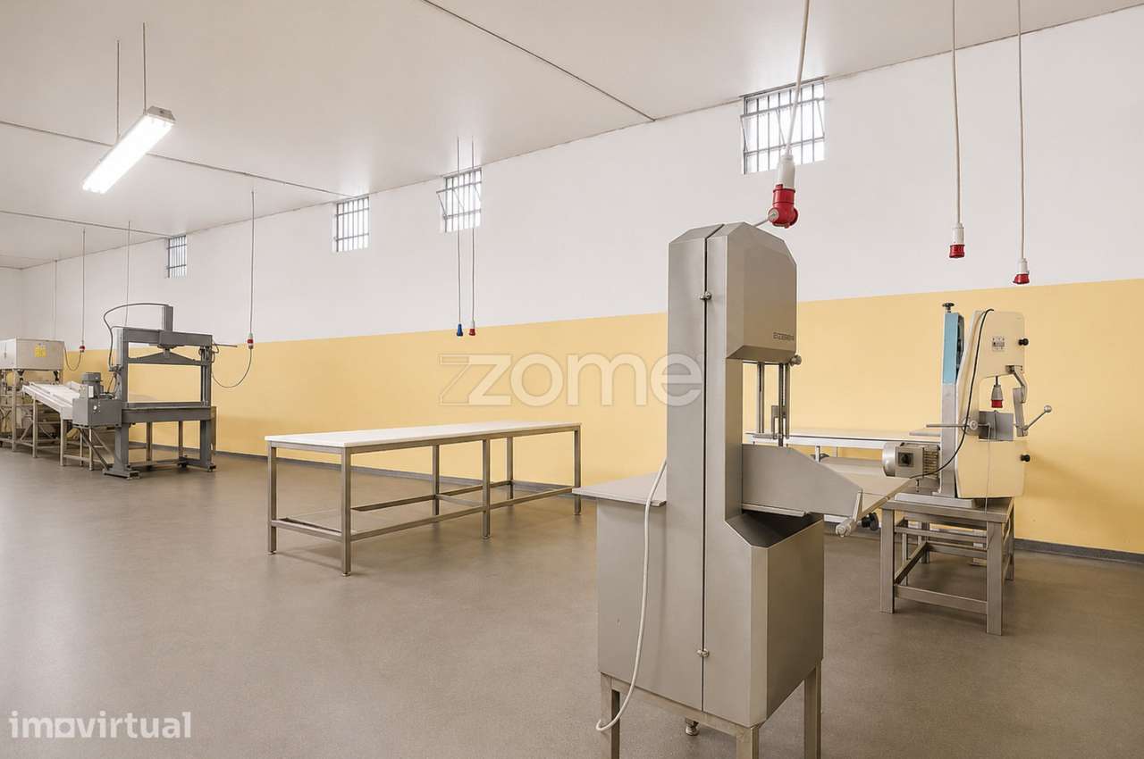 Unidade Industrial Alimentar em Funcionamento | Vagos - Grande imagem: 4/26
