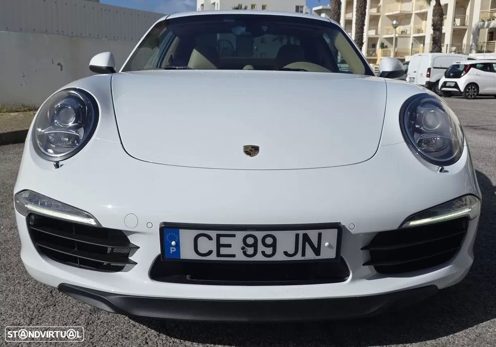 Porsche 911 Série F - 9