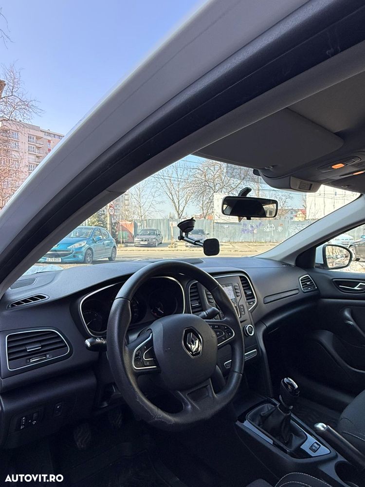 Renault Megane TCe GPF Life - 6