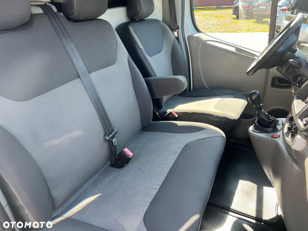Renault Trafic - 32