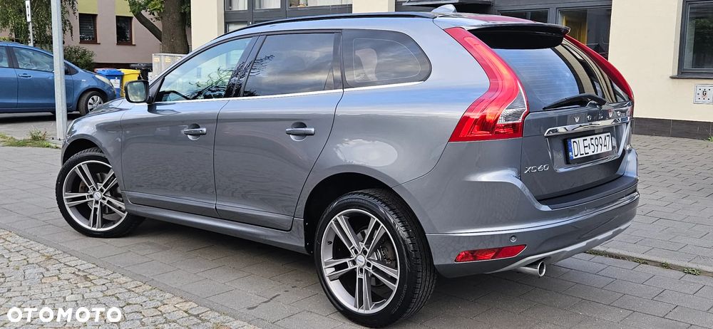 Volvo XC 60 D3 Geartronic Momentum - 4