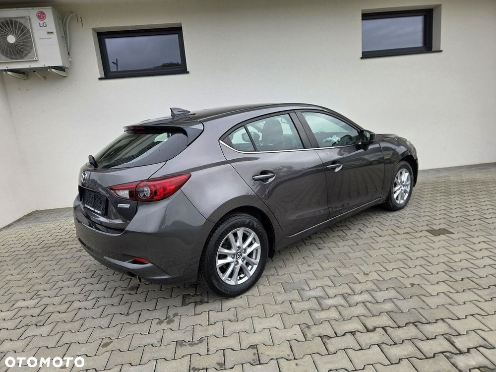 Mazda 3 - 16