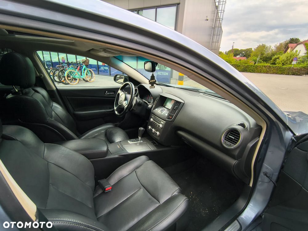 Nissan Maxima 3.5 S - 26