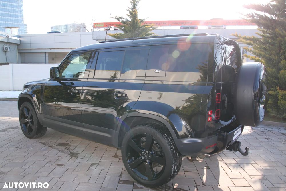 Land Rover Defender 110 3.0D 250 MHEV Hard Top X-Dynamic SE - 11