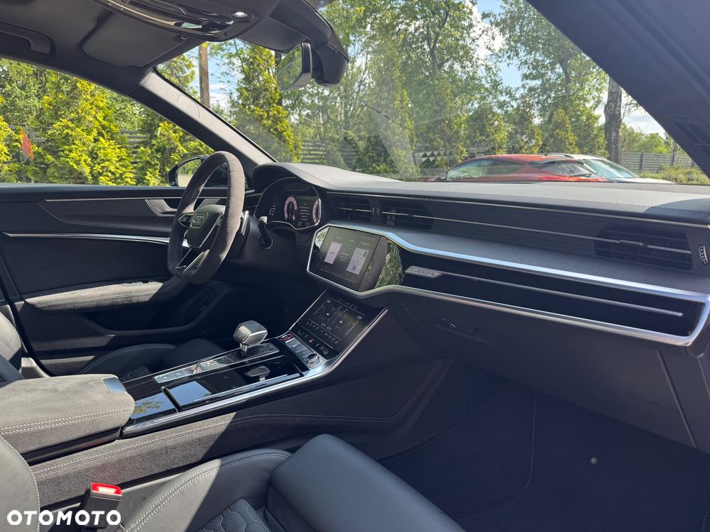 Audi RS6 Avant - 14