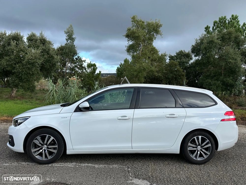 Peugeot 308 SW 1.5 BlueHDi Style - 4