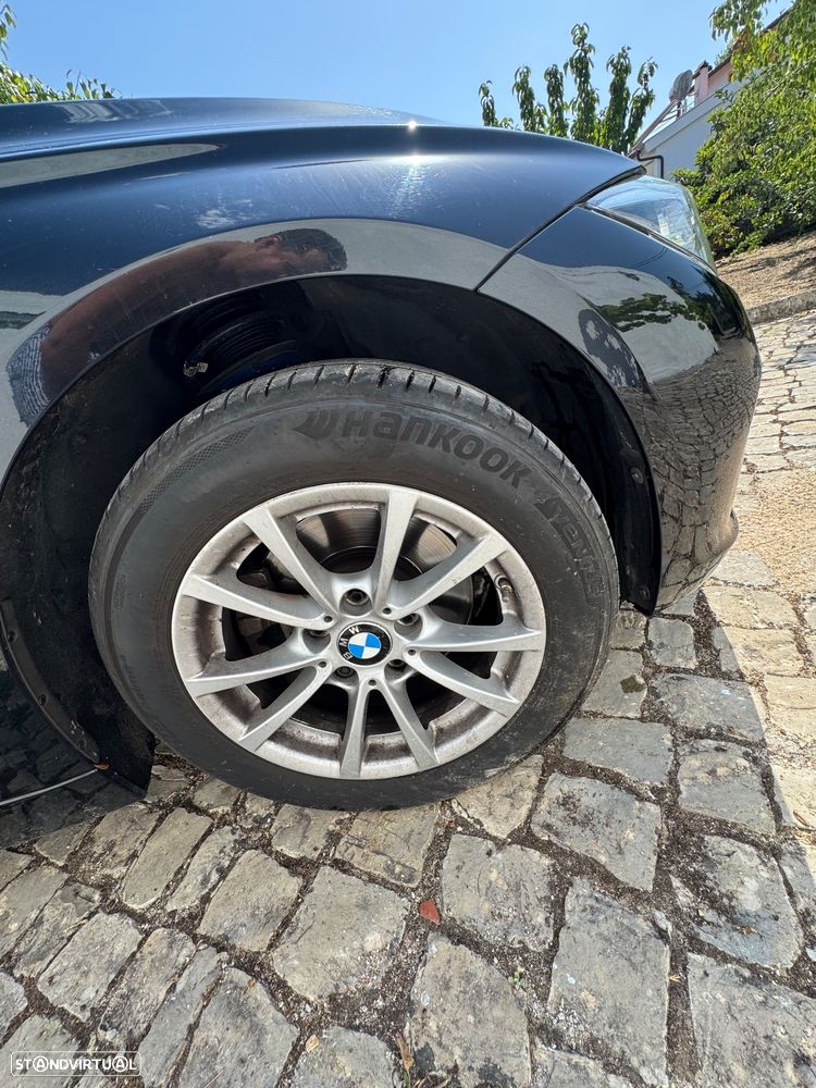 BMW 320 d Line Luxury Auto - 4